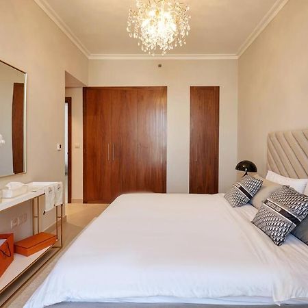 Ferienwohnung Larbi Breathtaking Burj And Fountain View Luxurious 2 Bed Dubai Exterior foto