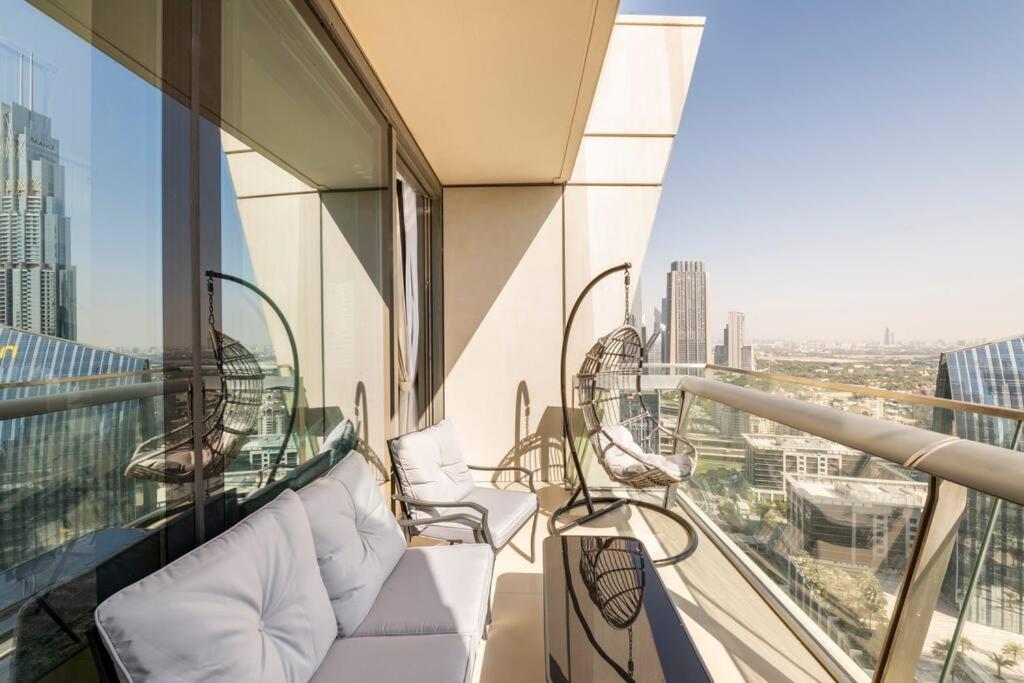 Ferienwohnung Larbi Breathtaking Burj And Fountain View Luxurious 2 Bed Dubai Exterior foto