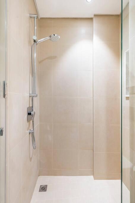 Ferienwohnung Larbi Breathtaking Burj And Fountain View Luxurious 2 Bed Dubai Exterior foto